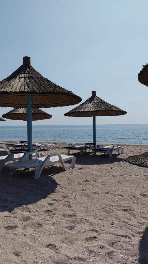 Blaxy Resort Stefi Cu Acces La Piscine Gratuit Douăzeci şi Trei August Exterior foto