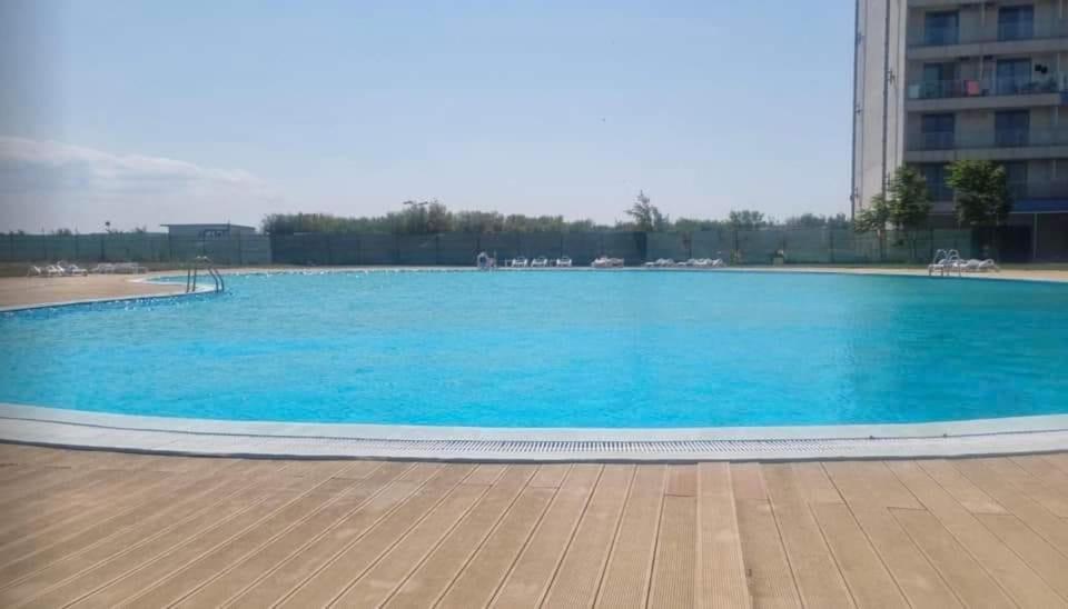 Blaxy Resort Stefi Cu Acces La Piscine Gratuit Douăzeci şi Trei August Exterior foto